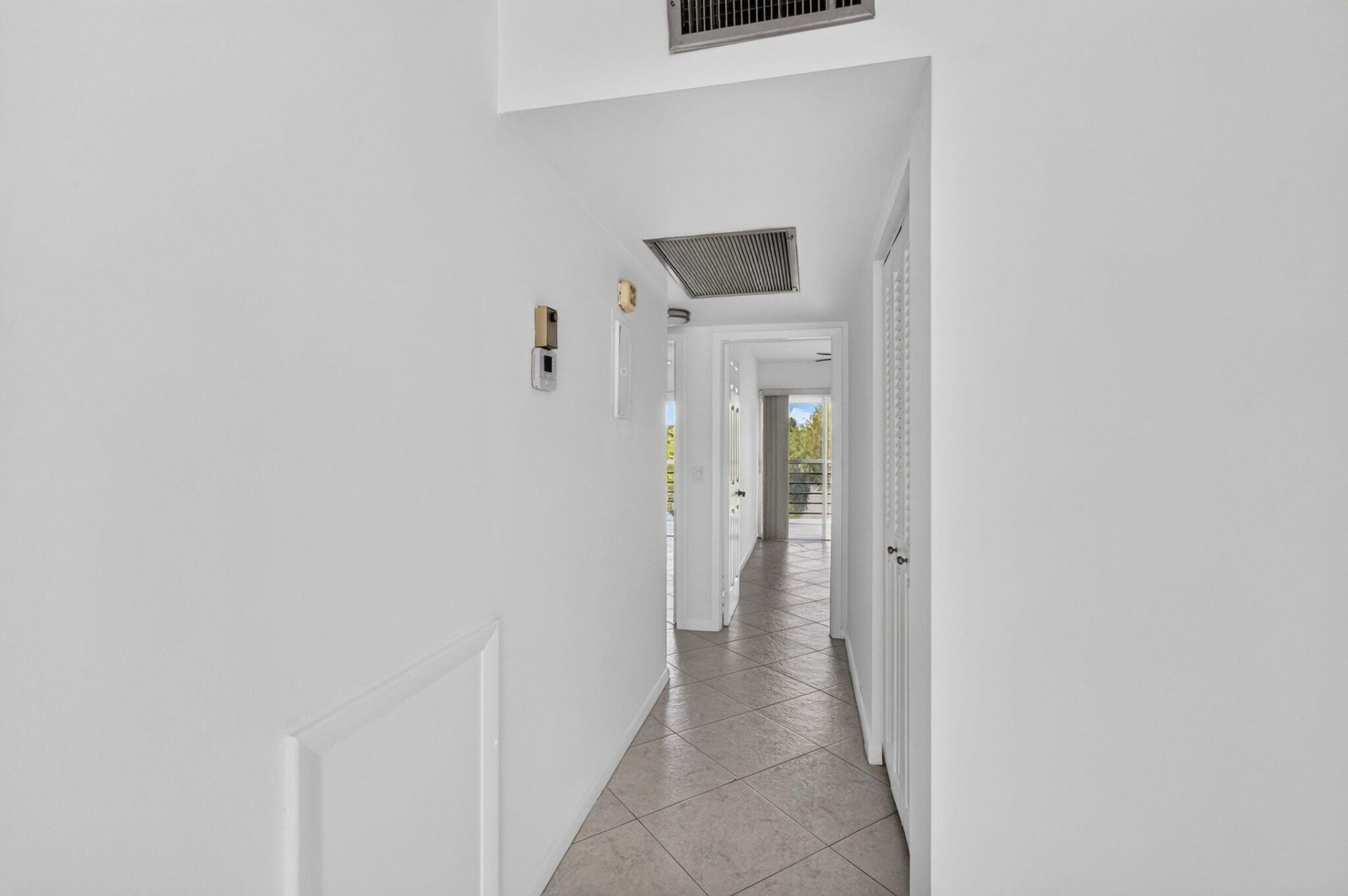 2025 Hythe B, Boca Raton, FL 33434 Photo