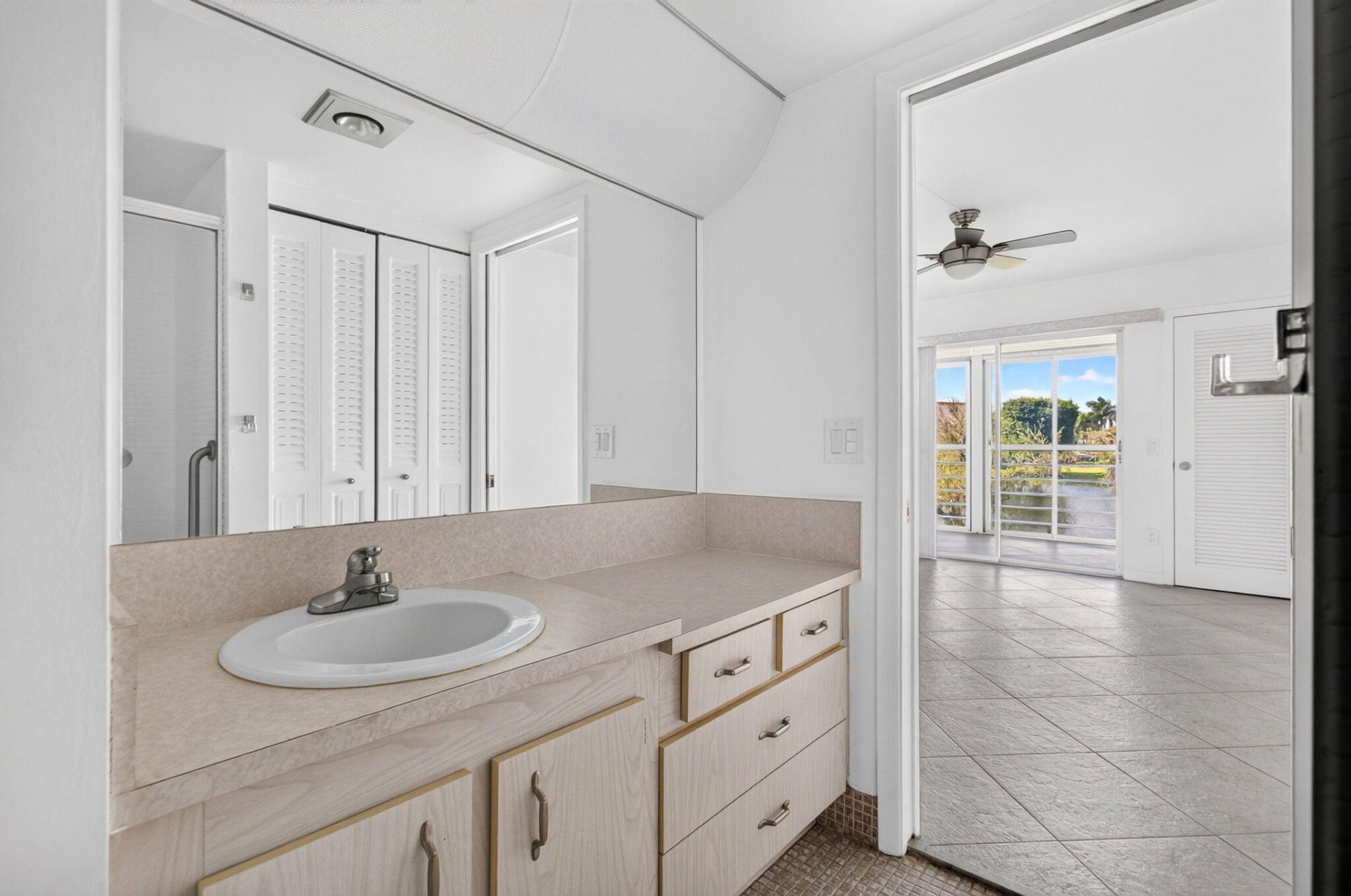 2025 Hythe B, Boca Raton, FL 33434 Photo