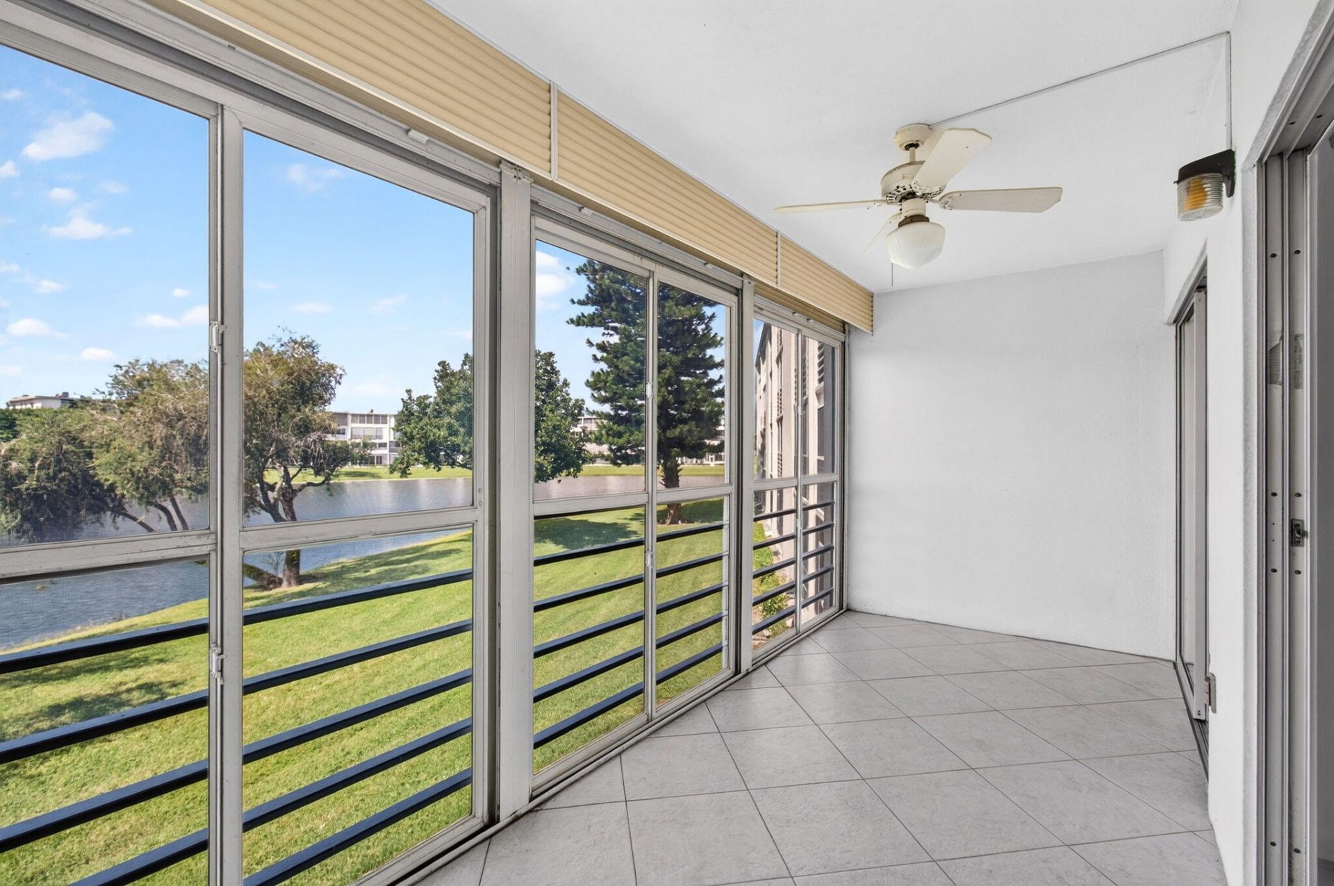2025 Hythe B, Boca Raton, FL 33434 Photo