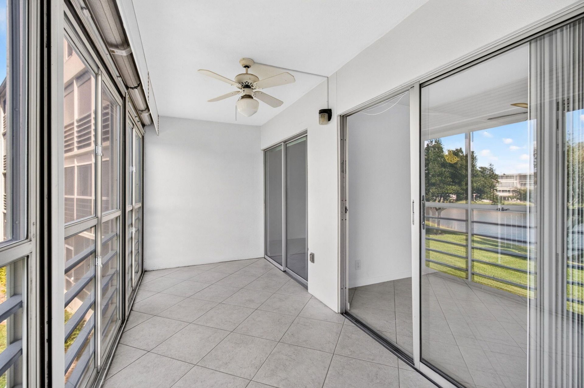 2025 Hythe B, Boca Raton, FL 33434 Photo