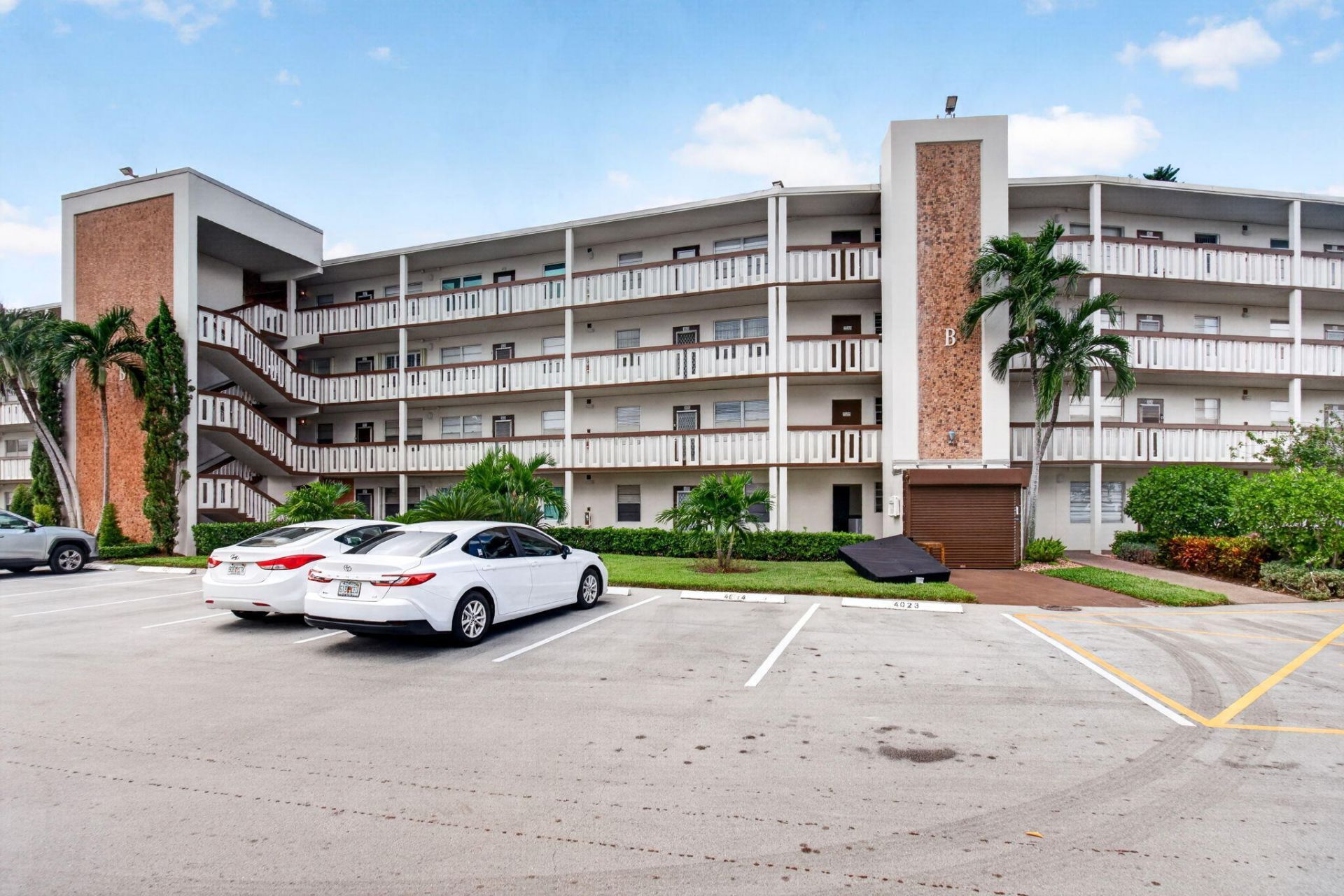 2025 Hythe B, Boca Raton, FL 33434 Photo