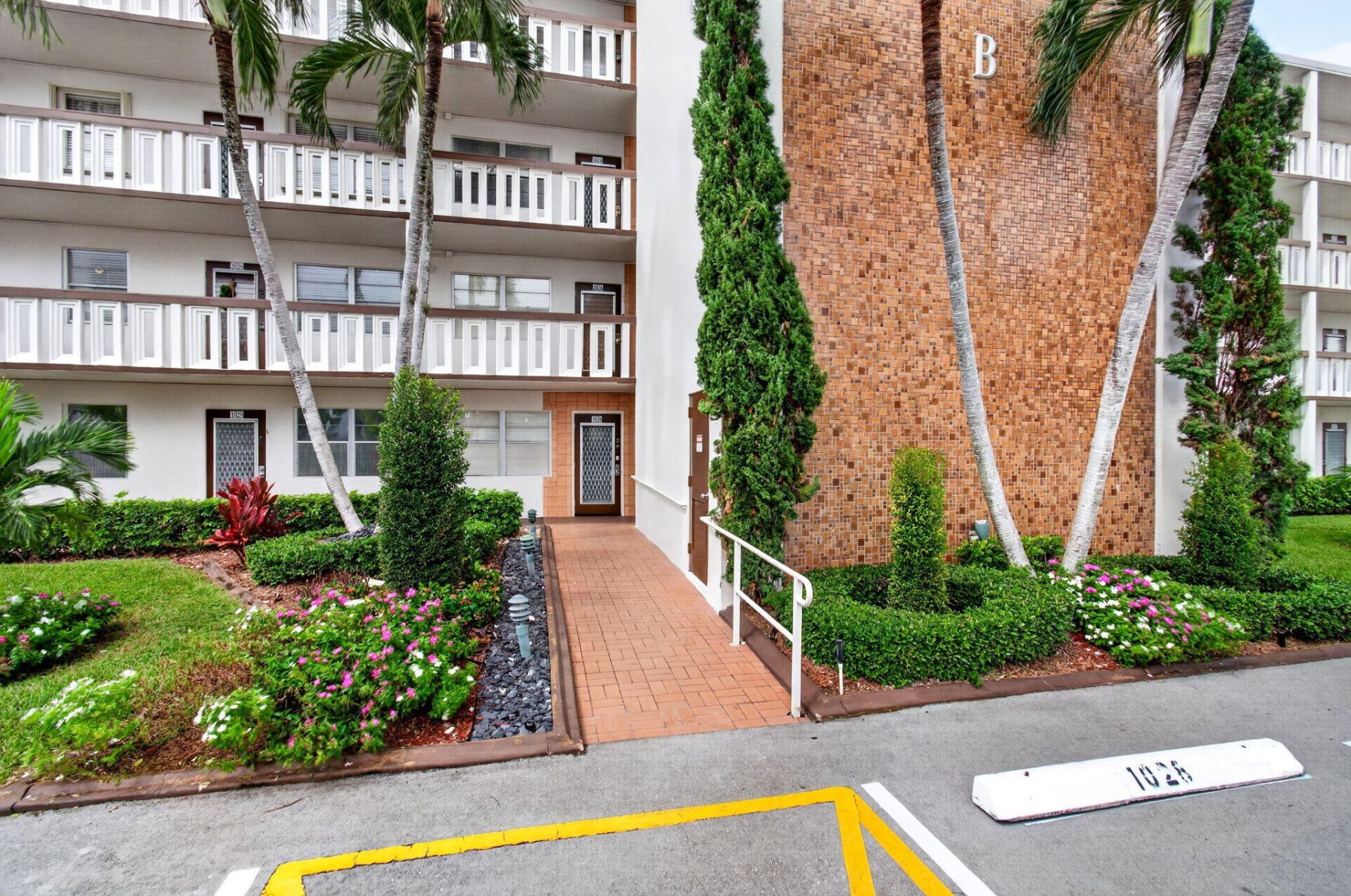 2025 Hythe B, Boca Raton, FL 33434 Photo