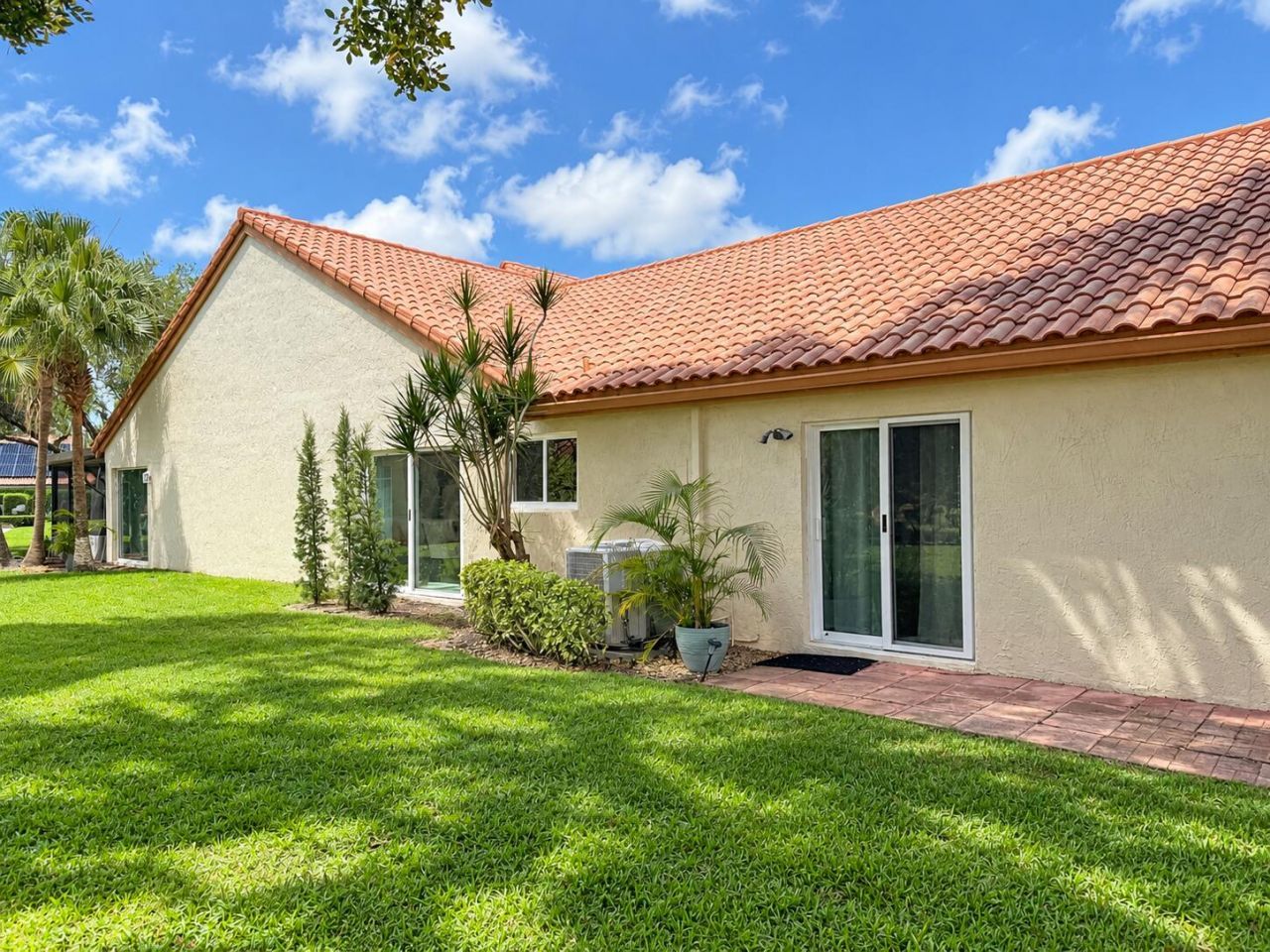 23379 Water Circle, Boca Raton, FL 33486 Photo