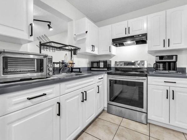 8720 N SHERMAN Circle, Unit 101, Miramar, FL 33025