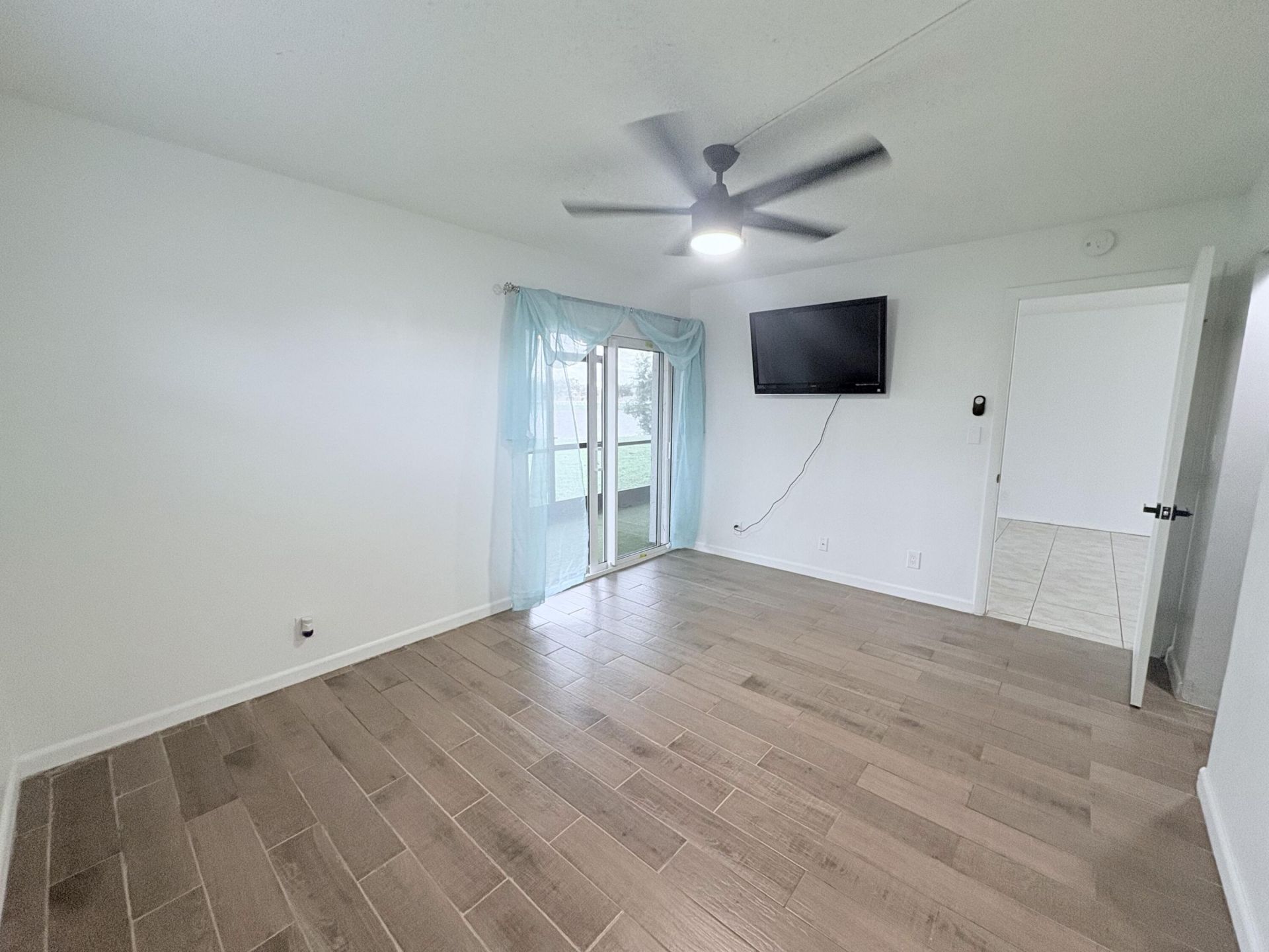 8720 N Sherman Circle, Unit 101, Miramar, FL 33025 Photo