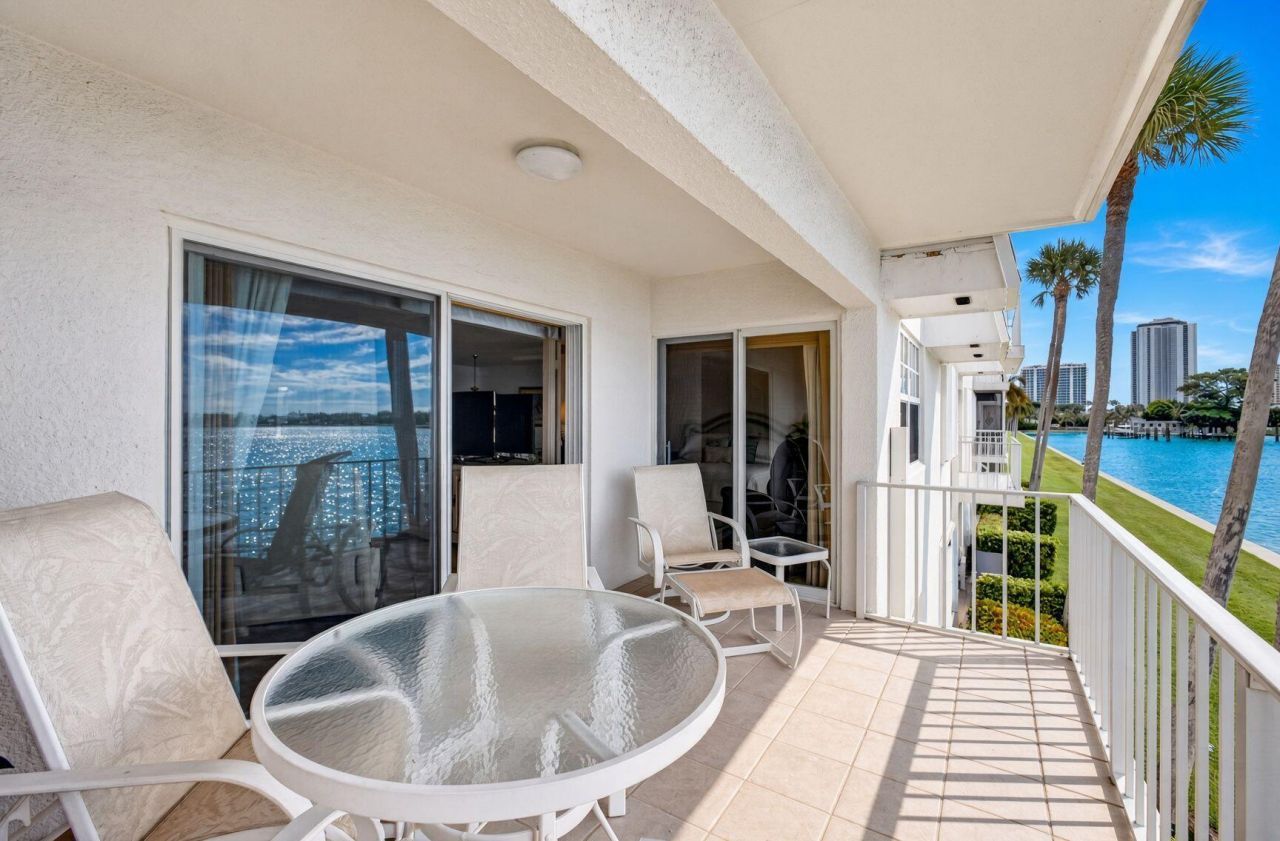 1051 Sugar Sands Boulevard, Unit 255, Singer Island, FL 33404 Photo