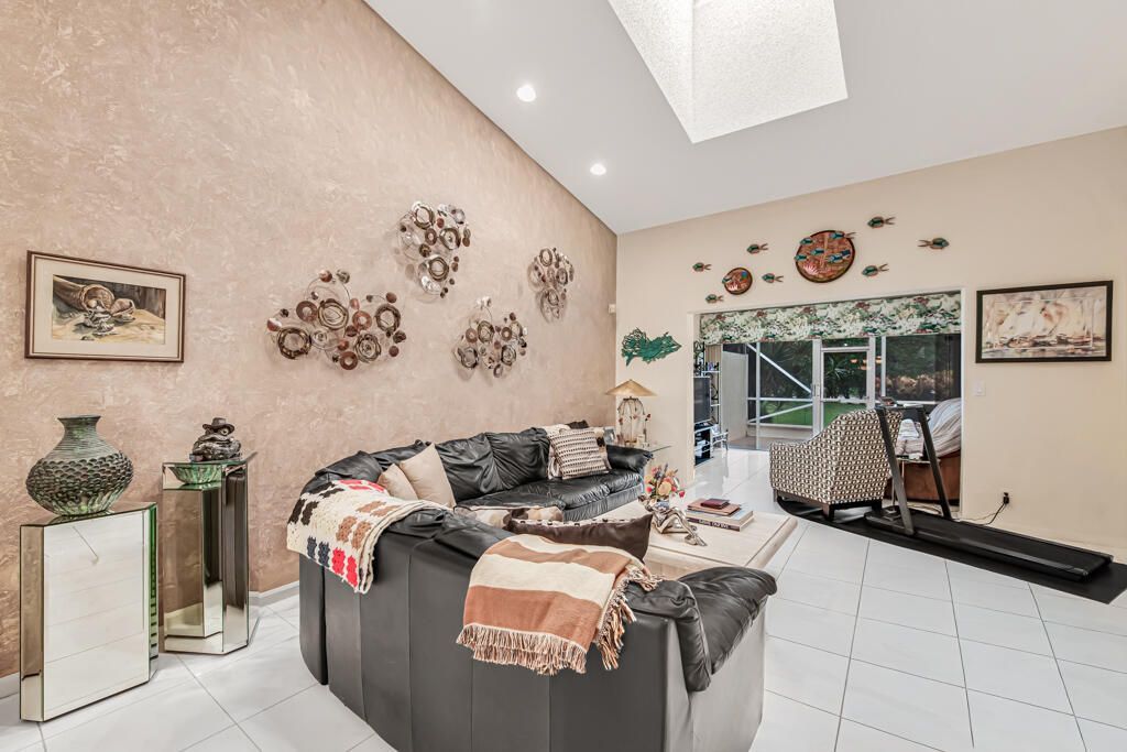 7288 Summer Tree Drive, Boynton Beach, FL 33437 Photo