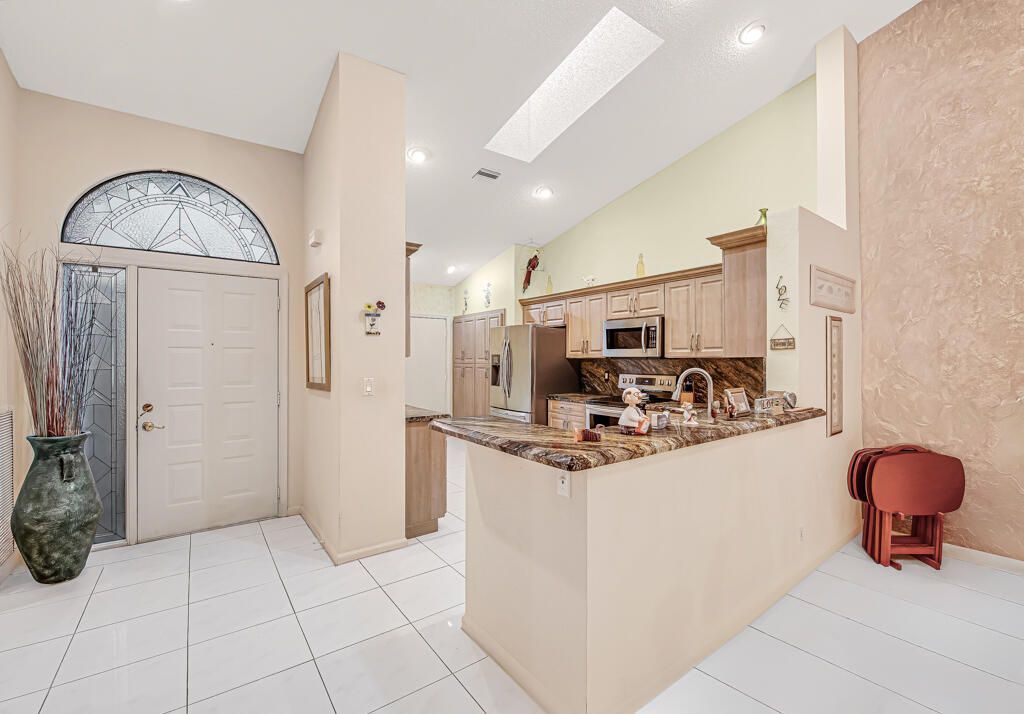 7288 Summer Tree Drive, Boynton Beach, FL 33437 Photo
