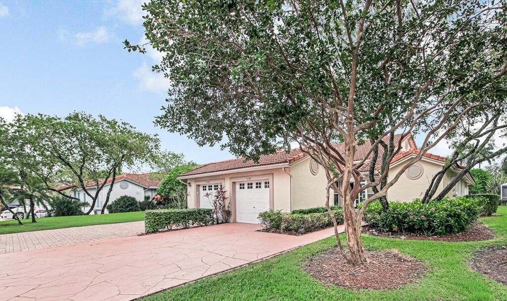 7288 Summer Tree Drive, Boynton Beach, FL 33437 Photo