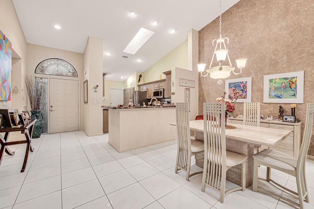 7288 Summer Tree Drive, Boynton Beach, FL 33437 Photo