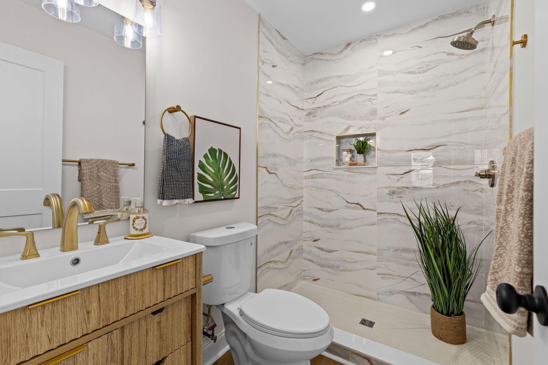 7748 Buck Pond Road Photo 22