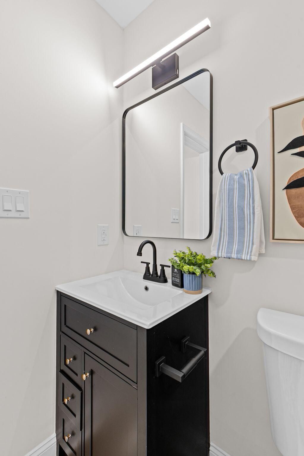 7748 Buck Pond Road Photo 29