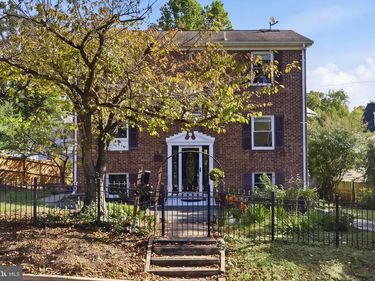 413 S PERSHING DRIVE , ARLINGTON, VA 22204