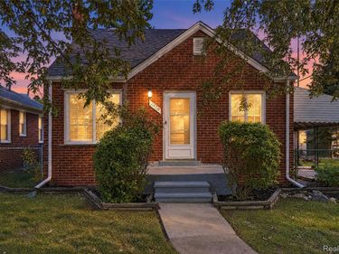 1020 Mayflower Avenue, Lincoln Park, Mi 48146