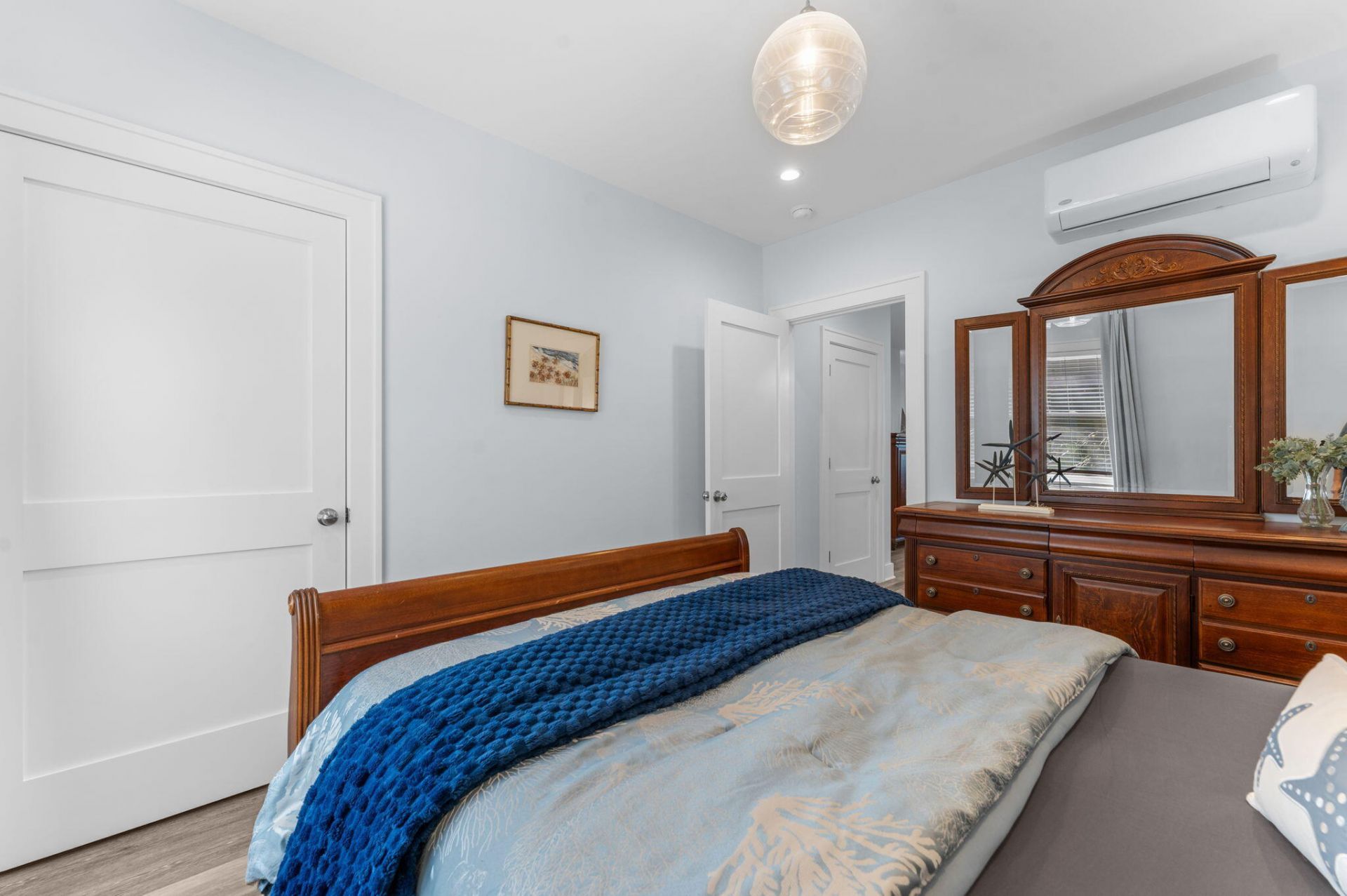 101 Charleston Boulevard Photo 15
