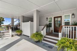101 Charleston Boulevard photo 4