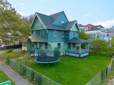 1830 S Salina Street , Syracuse, NY 13205