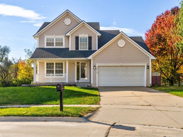 3910 122nd Street, Urbandale, IA 50323
