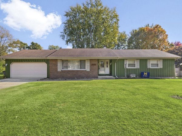 53196 Ba J Er Lane, South Bend, IN 46635