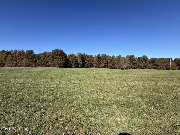 Poke Patch Rd, Crossville, TN 38572