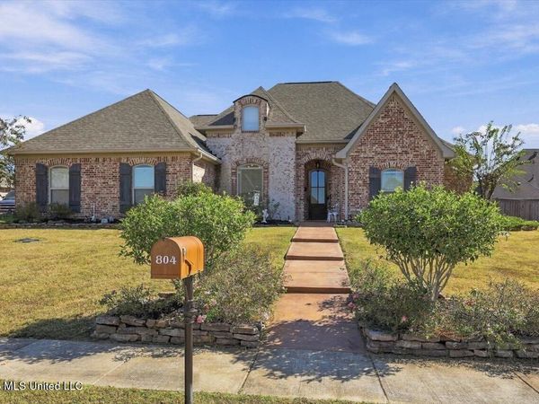 804 Osagian Circle, Brandon, MS 39042