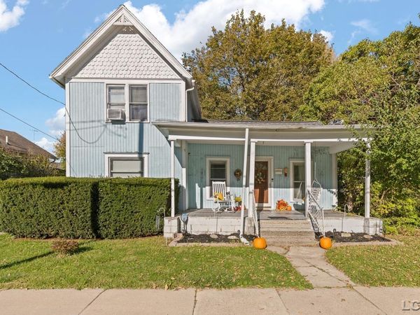 219 Seeley , Adrian, MI 49221