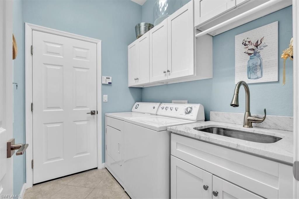 3910 Lakeview Isle Ct , Fort Myers, FL 33905 Photo