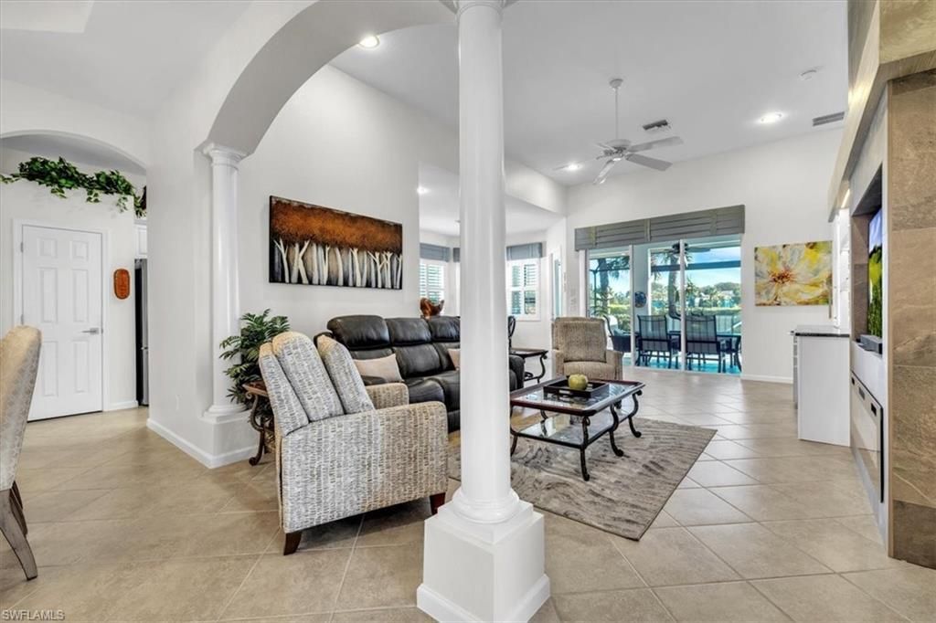 3910 Lakeview Isle Ct , Fort Myers, FL 33905 Photo