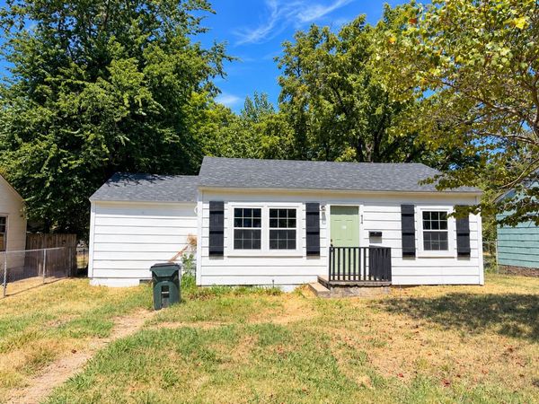 415 E 20th Street , Okmulgee, OK 74447