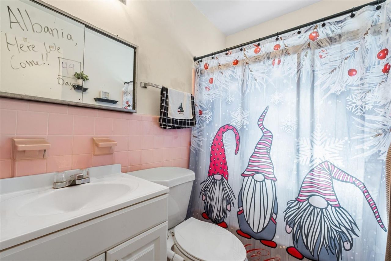 5714 Fernhill Drive , Orlando, FL 32808 Photo