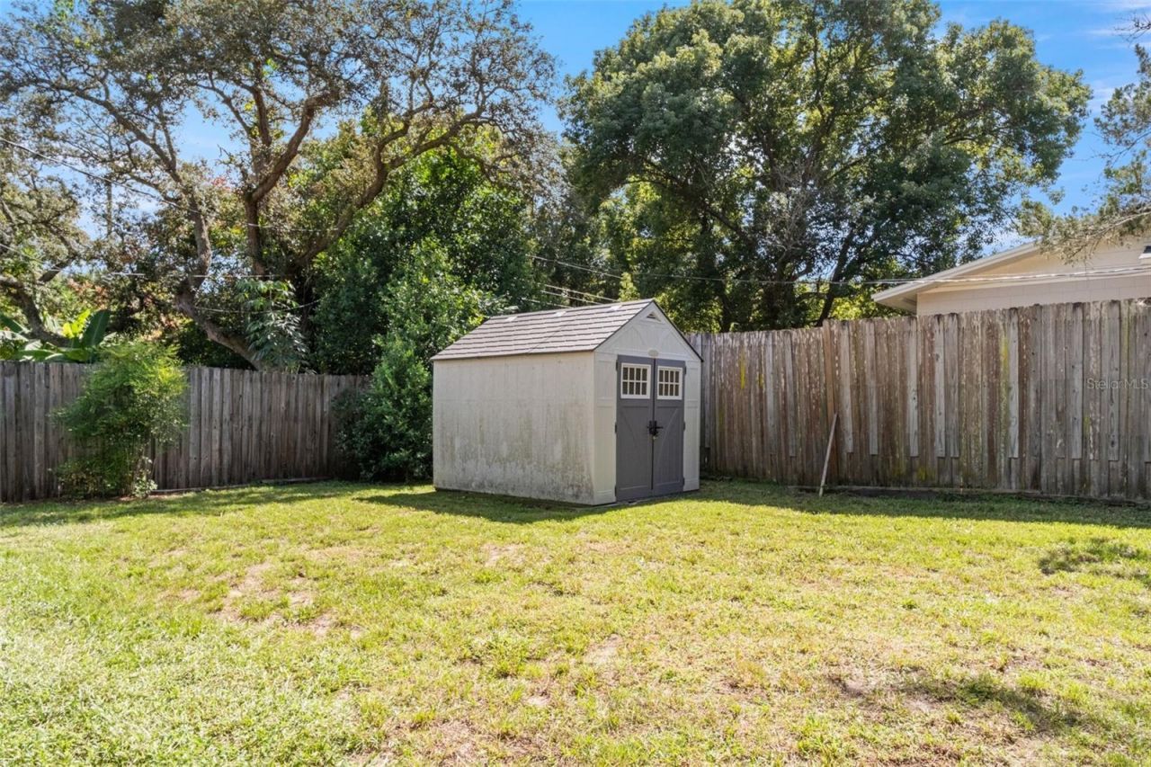 5714 Fernhill Drive , Orlando, FL 32808 Photo