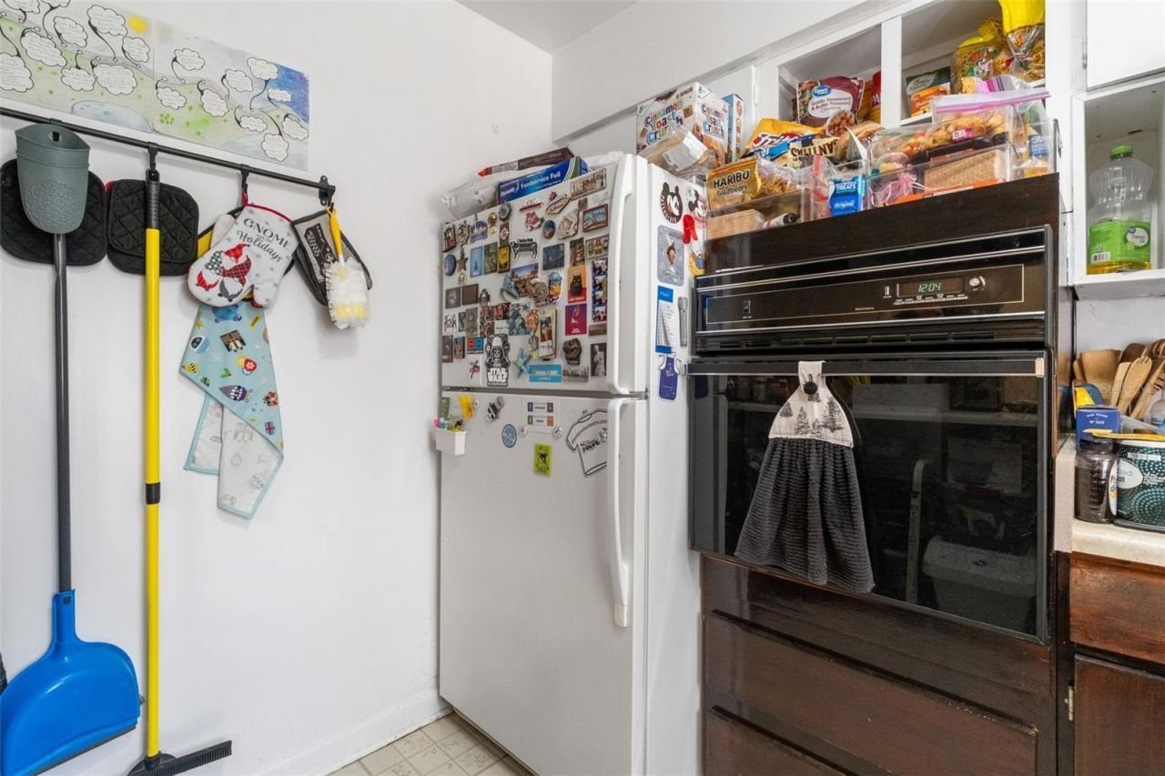 5714 Fernhill Drive , Orlando, FL 32808 Photo