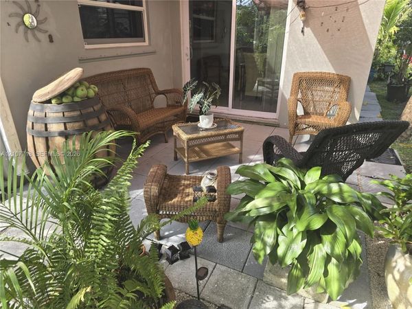 2321 N 57th Ave , Hollywood, FL 33021