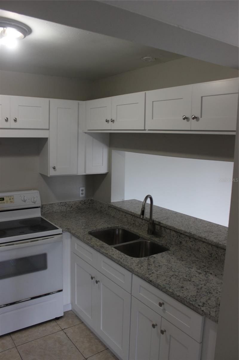 5231 Via Hacienda Circle, Unit B218, Orlando, FL 32839 Photo