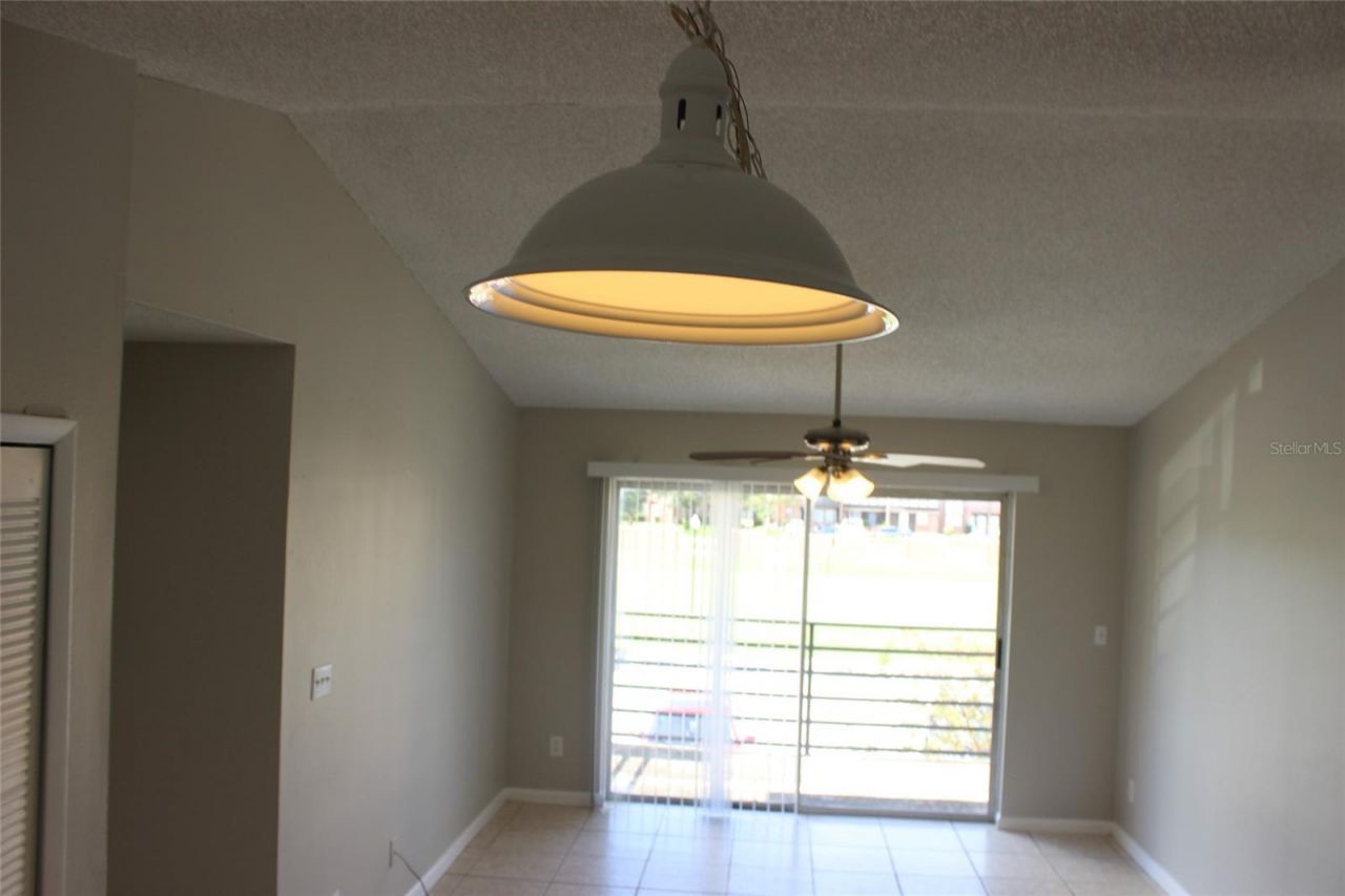 5231 Via Hacienda Circle, Unit B218, Orlando, FL 32839 Photo