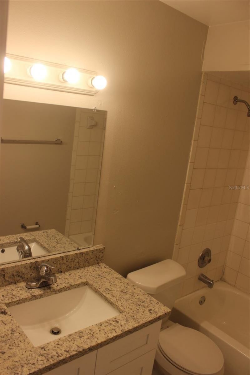 5231 Via Hacienda Circle, Unit B218, Orlando, FL 32839 Photo