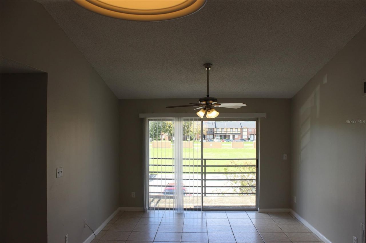 5231 Via Hacienda Circle, Unit B218, Orlando, FL 32839 Photo