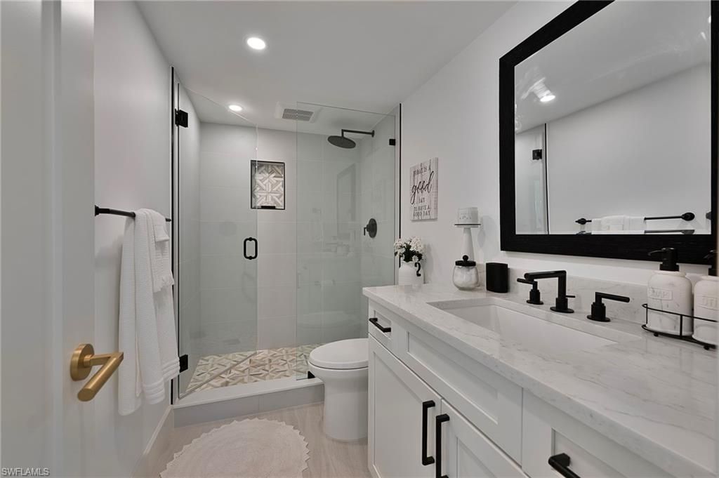 1950 Gulf Shore Blvd N, Unit 107, Naples, FL 34102 Photo
