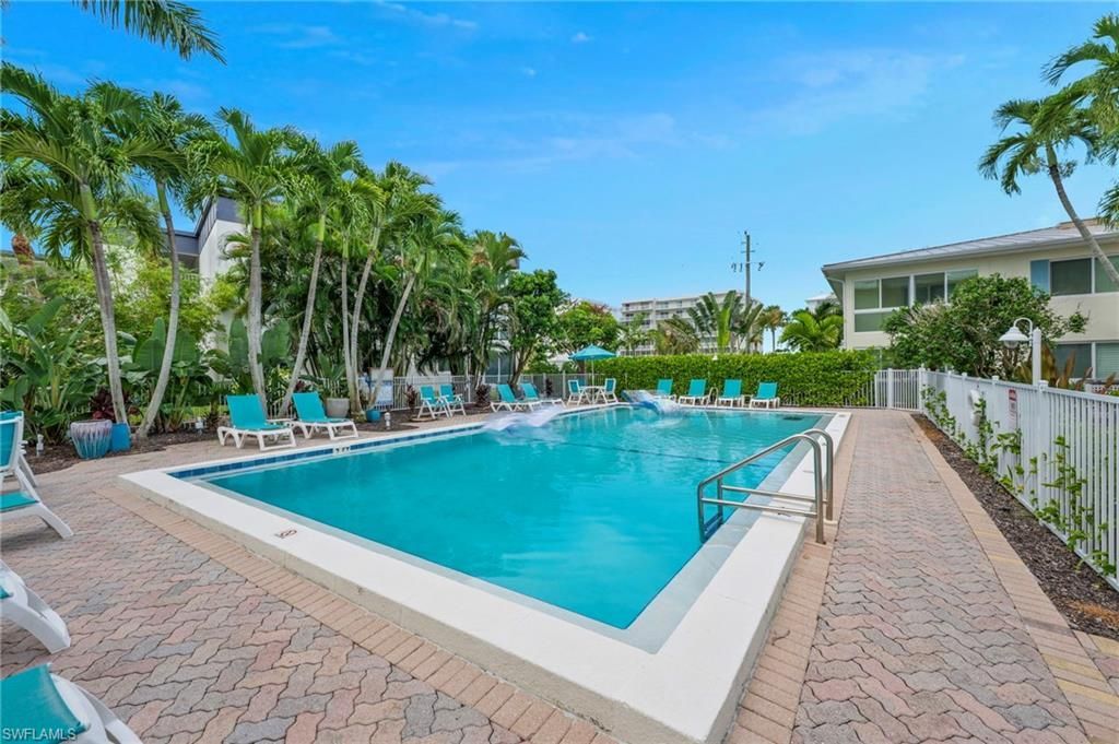 1950 Gulf Shore Blvd N, Unit 107, Naples, FL 34102 Photo