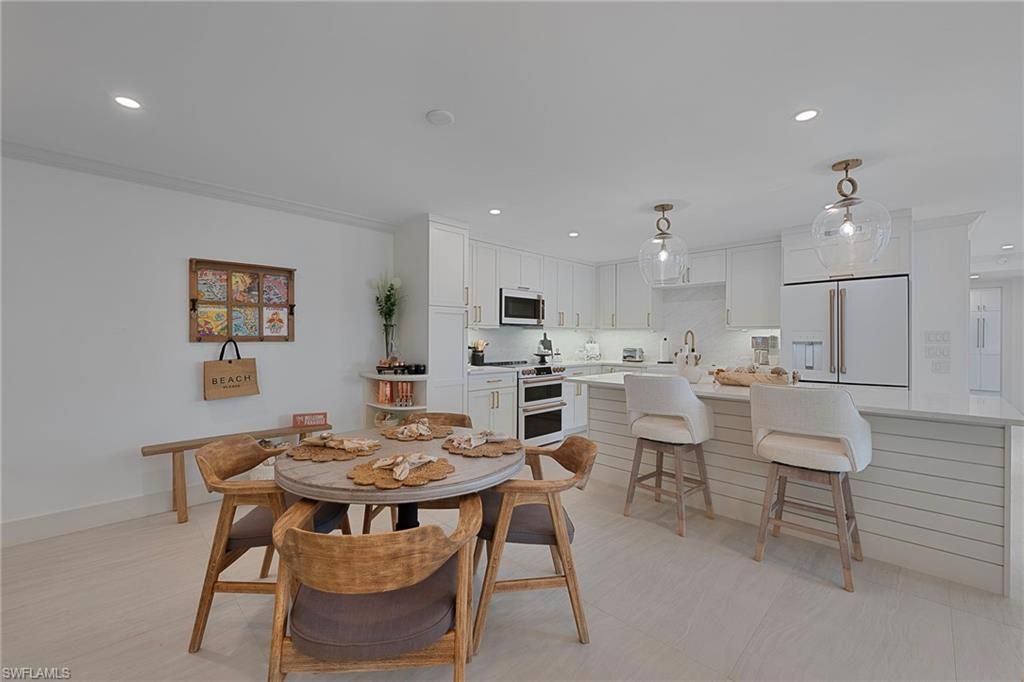 1950 Gulf Shore Blvd N, Unit 107, Naples, FL 34102 Photo