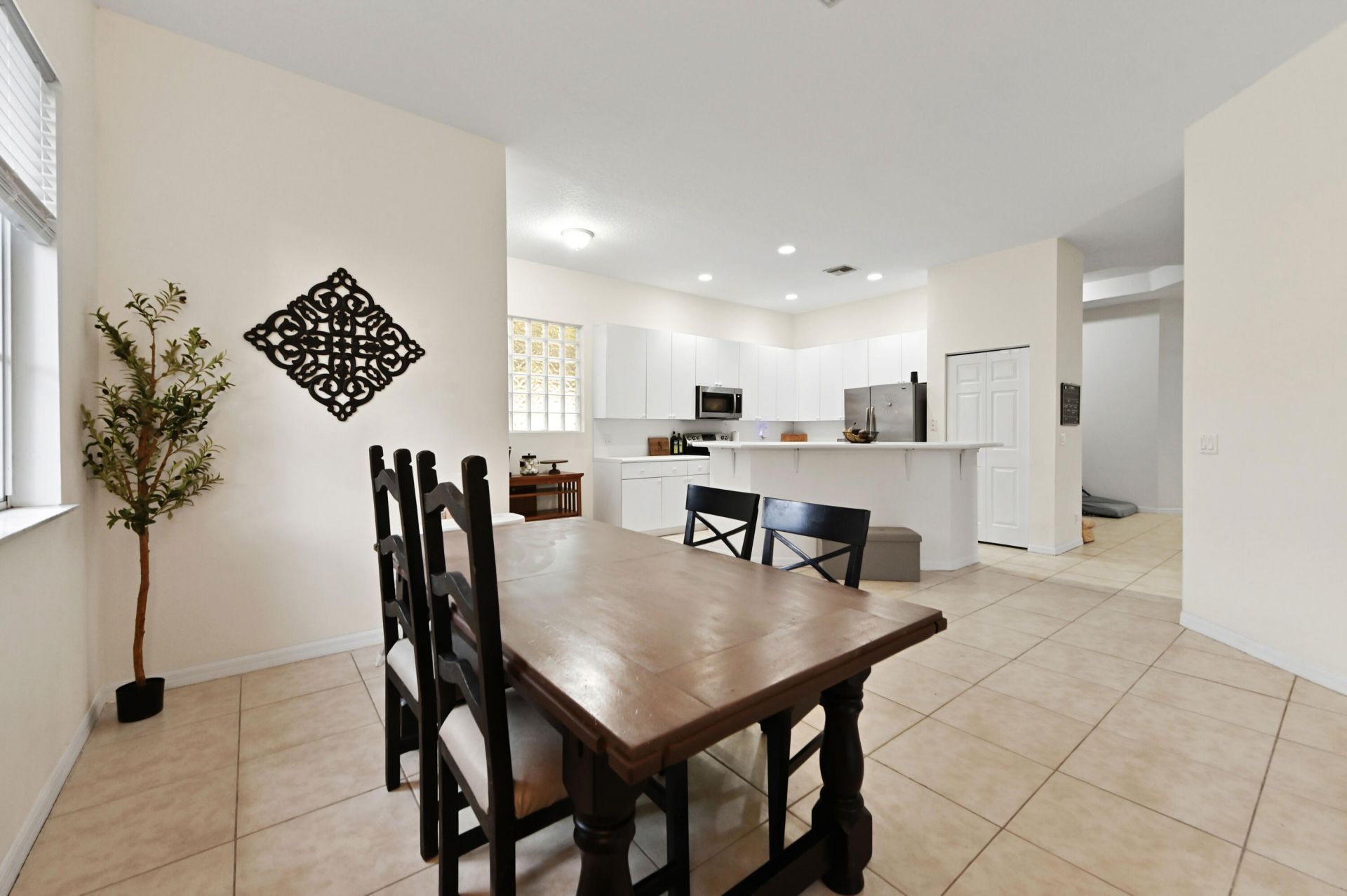 8829 S San Andros, West Palm Beach, FL 33411 Photo