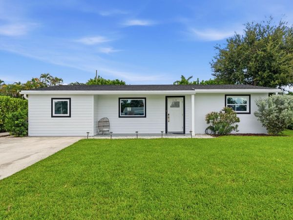 19145 SE Mayo Drive, Jupiter, FL 33469