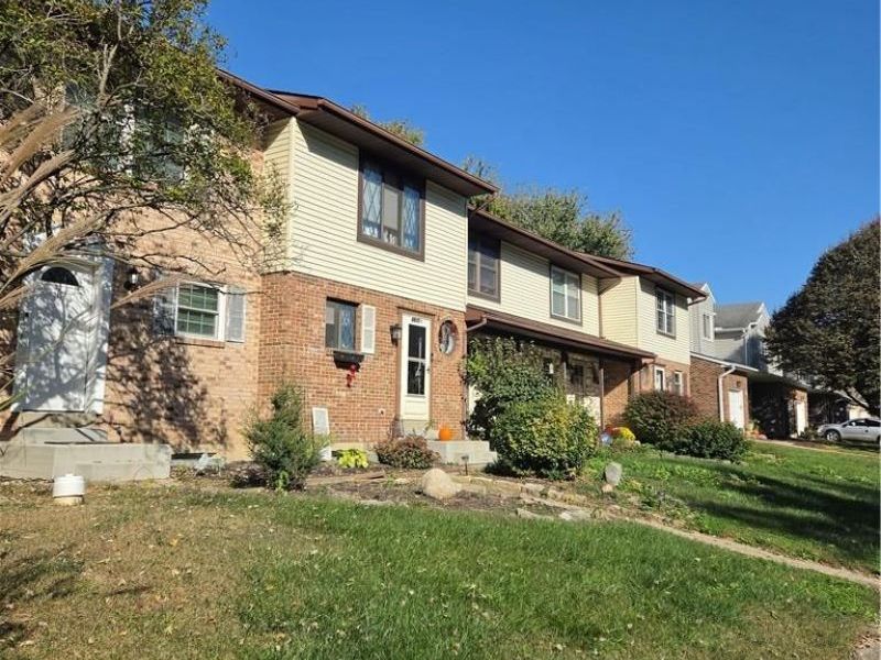 1175 Stephenson Drive, Unit D, Troy, OH 45373 Photo 3