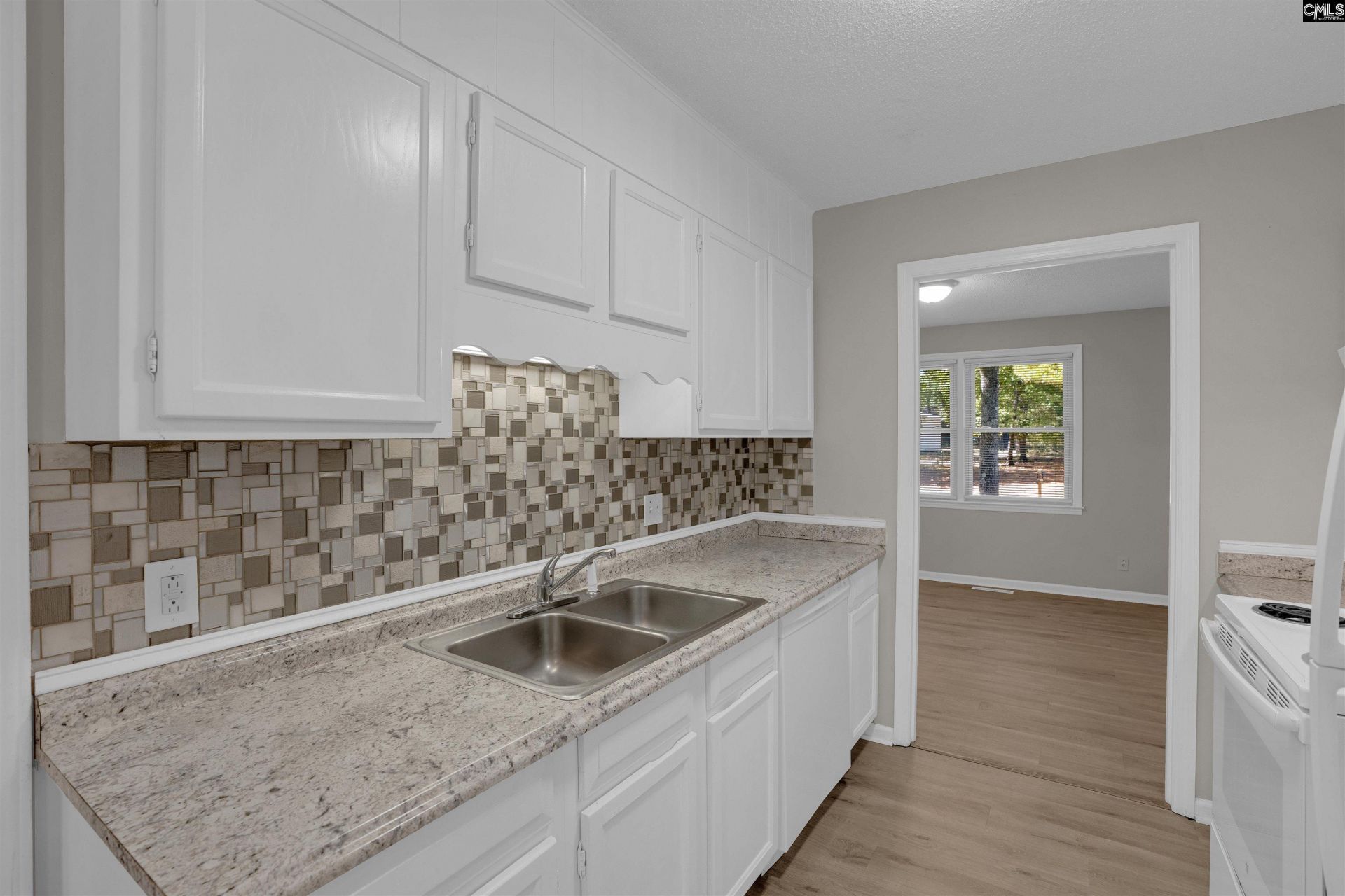 2222 S Partridge Circle  Photo 7