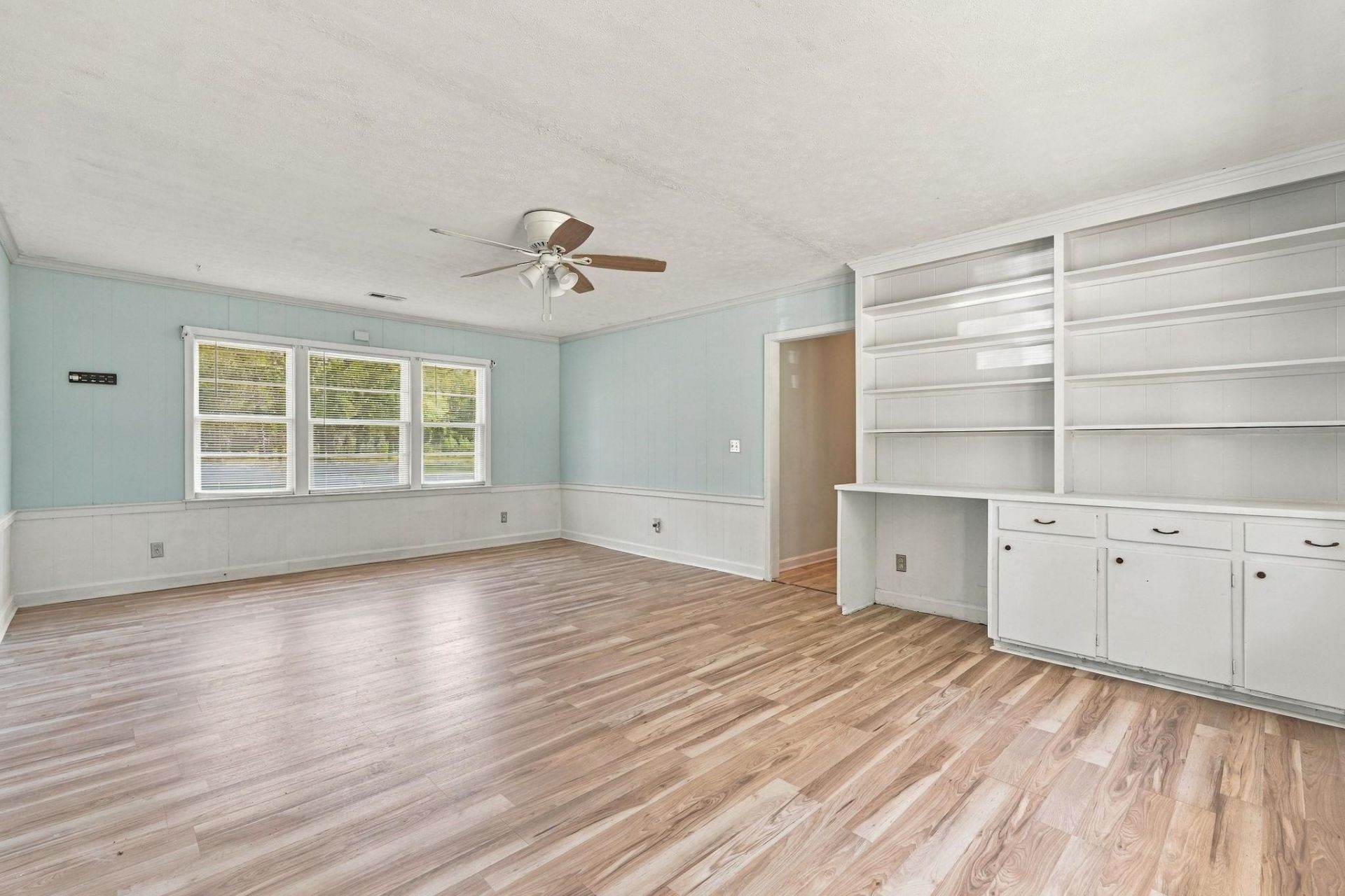 501 N Nichols St. Photo 12