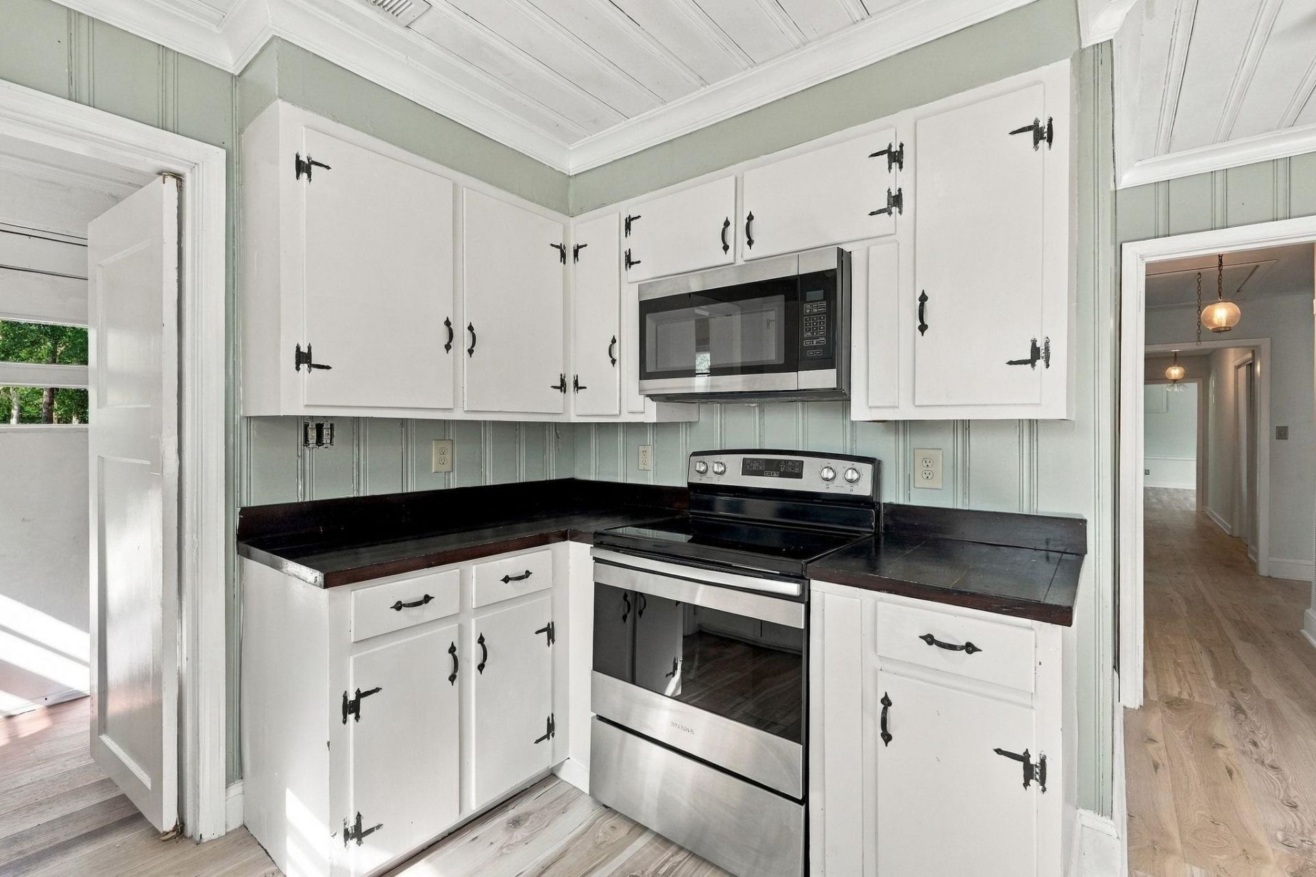 501 N Nichols St. Photo 9