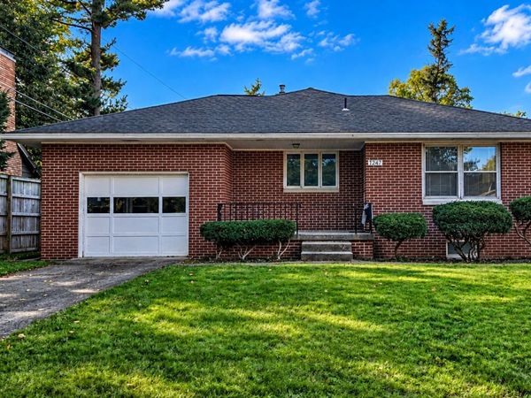 2101 Cureton Drive , Urbana, IL 61801