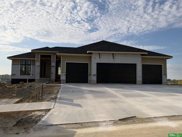 21959 Lincoln Boulevard, Gretna, NE 68028