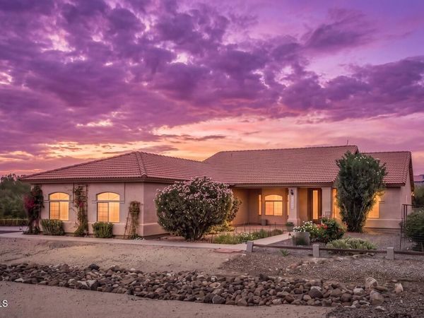 44614 N 20TH Street, New River, AZ 85087