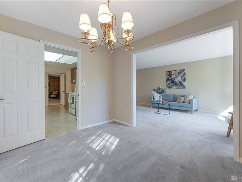 912 Cedar Creek Circle, Washington Township, OH 45459 Photo 12